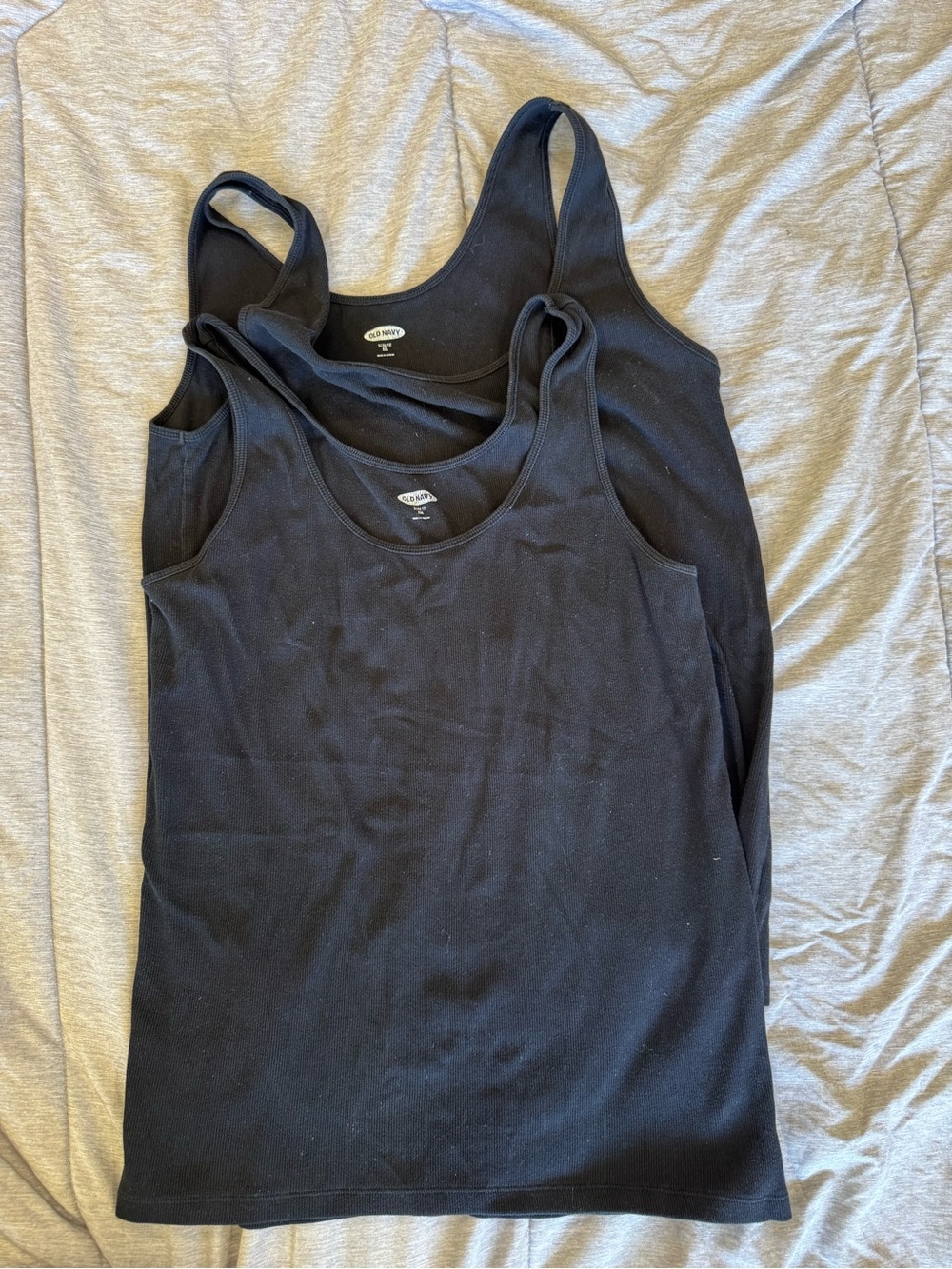 Old Navy Black Scoop Neck Tank Tops - Pack of 2